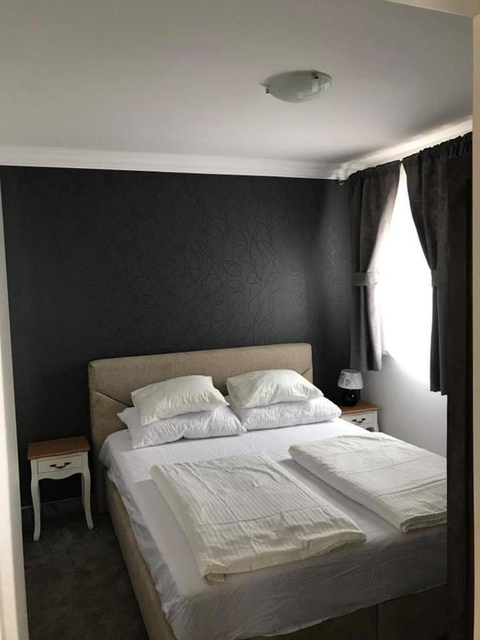 Villa Joy 4Ever Banjol Екстериор снимка