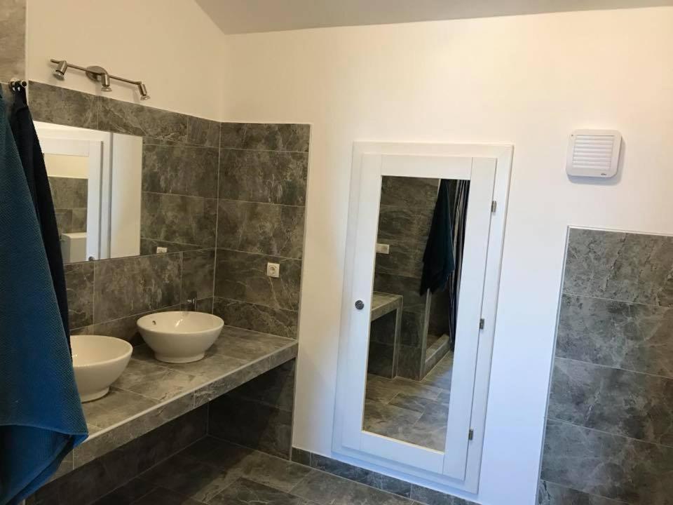 Villa Joy 4Ever Banjol Екстериор снимка
