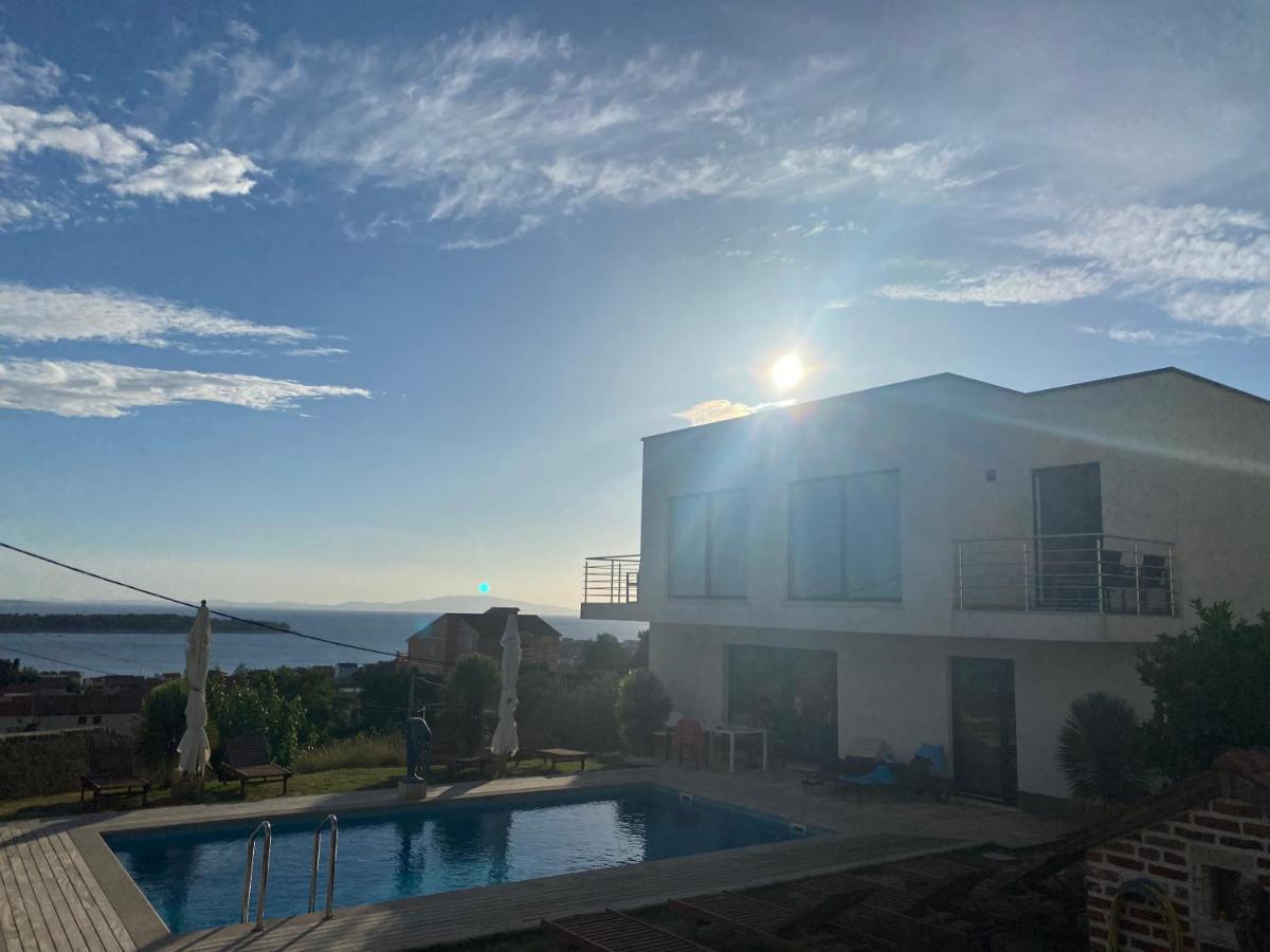 Villa Joy 4Ever Banjol Екстериор снимка