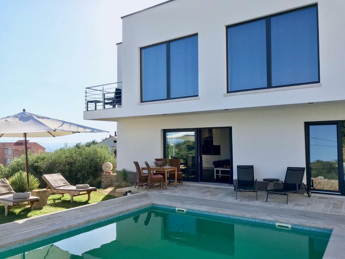 Villa Joy 4Ever Banjol Екстериор снимка