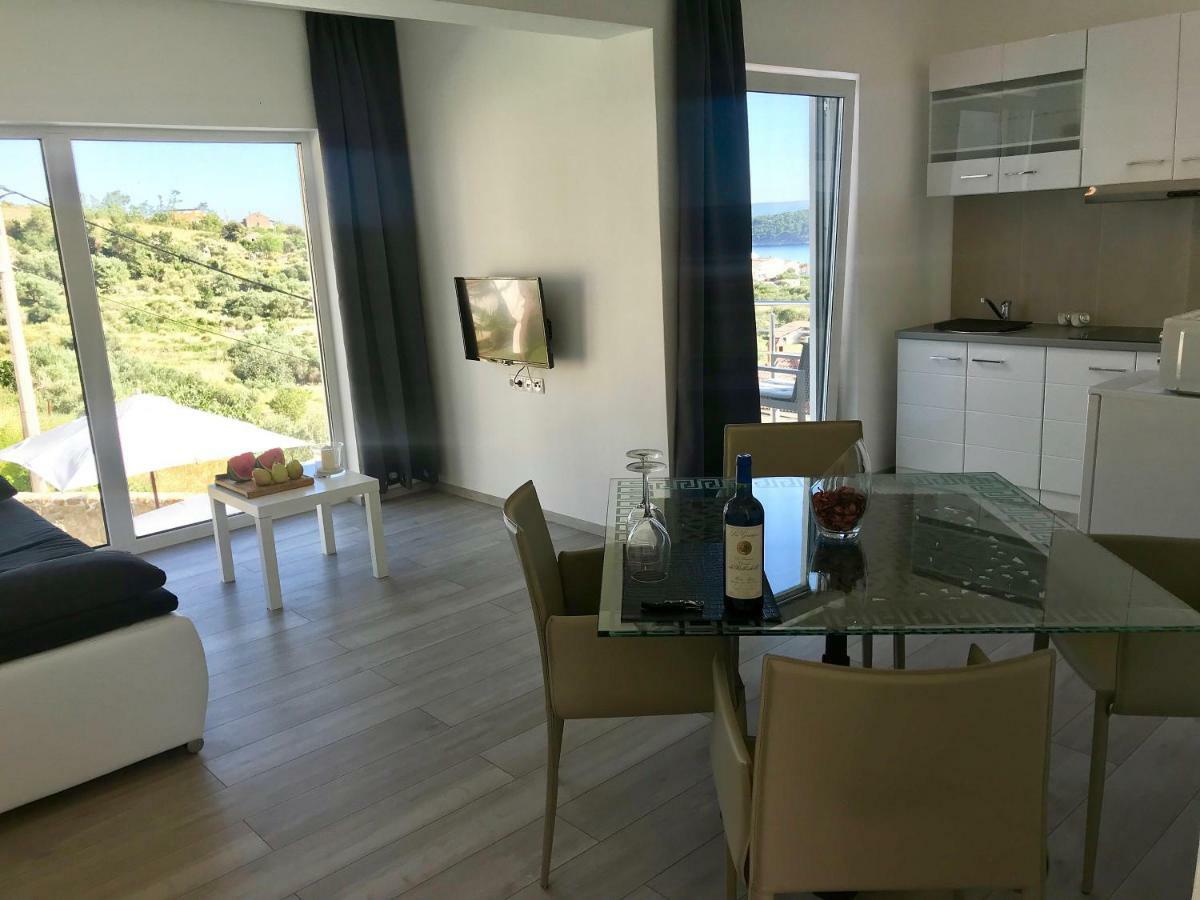 Villa Joy 4Ever Banjol Екстериор снимка